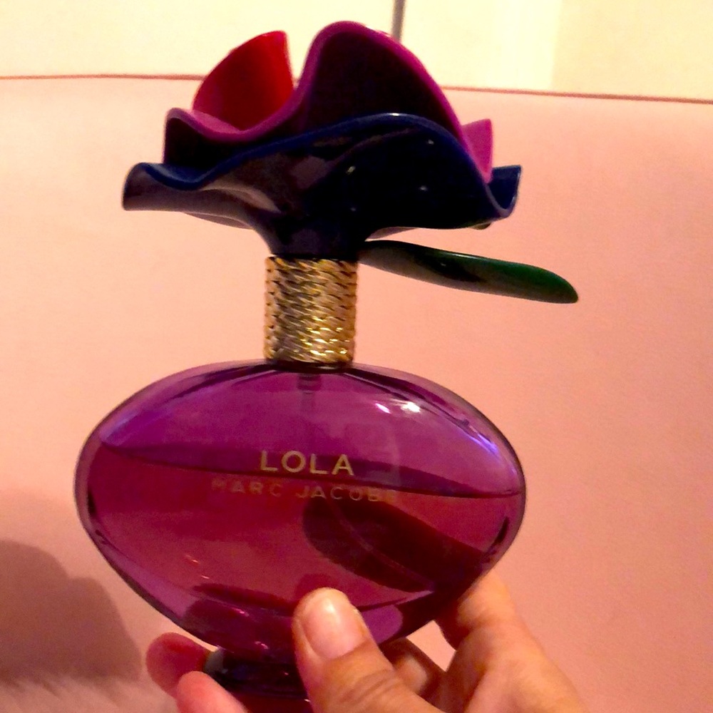 Marc Jacobs LOLA